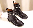 2017 Valentino women Boot in Calfskin leather with rivet VN0433