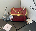 2020 Chanel kiss lock bag AS1886